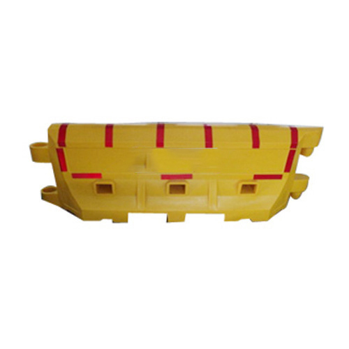 Durable H22100Ex Water Filled Barrier For Road Safety With Plastic Material And Dimension 2100Mm(L) X600Mm(W) X840Mm(H)