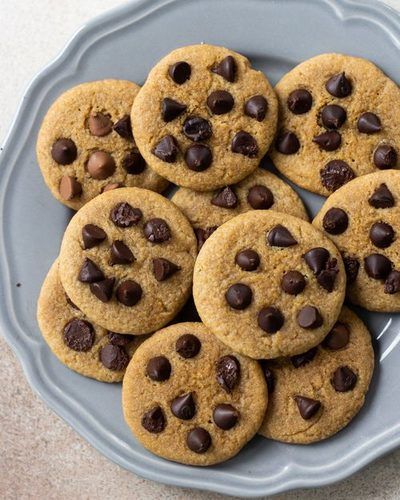 Eggless Round Fresh Chocolate Cookies