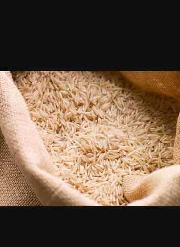  खाना पकाने के उपयोग के लिए प्रोटीन में उच्च सफेद रंग का लंबे दाने वाला बासमती चावल 