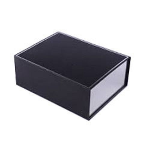 Square Shape Glossy Finish Black Colour Printed Lamination Box