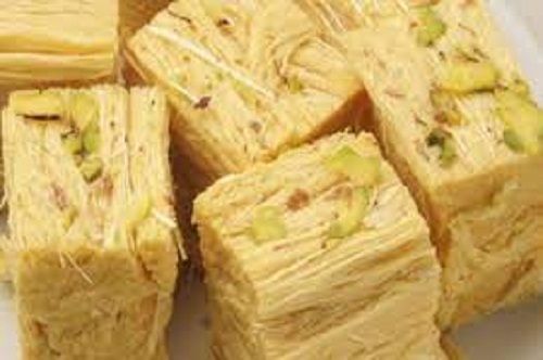 Sweet And Delicious Taste Crispy And Crunchy Cardamom Flavor Soan Papdi Grade: A-Grade