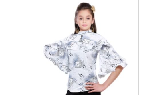 Soft Texture Resistance Against Shrinkage Half Sleeves Printed Girls Casual Top Age Group: 14