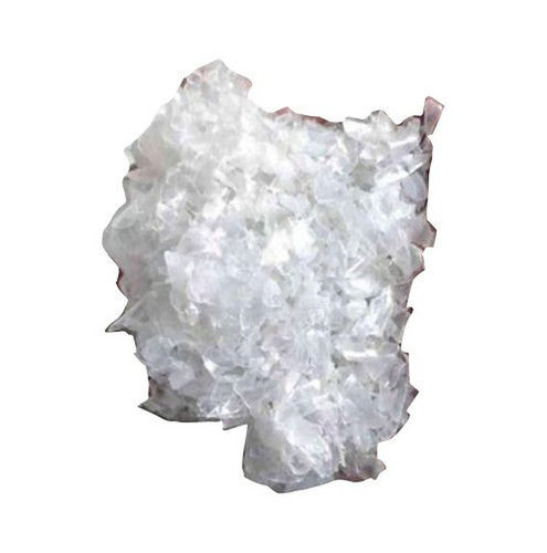 White Pet Bottle Clear Flake 40 Kg With 300 Kg/M3 Density And 0.82 Dl/G Viscosity