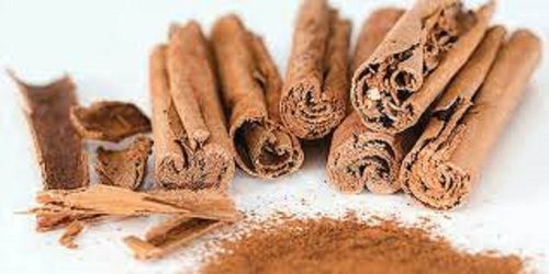 Brownish-Orange Sweet Dried Organic Brownish Cinnamon (Dalchini) With No Artificial Color No Added Preservatives And High Nutritional Value