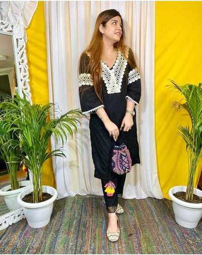 Anti Wrinkle And Comfortable Plan Black Colour And Cotton Ladies Kurta Set Bust Size: 36  Centimeter (Cm)