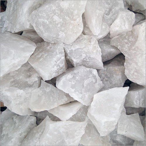 Light Weight White Quartz Mineral Lumps Hard And Clear Mineral For Industrial Use