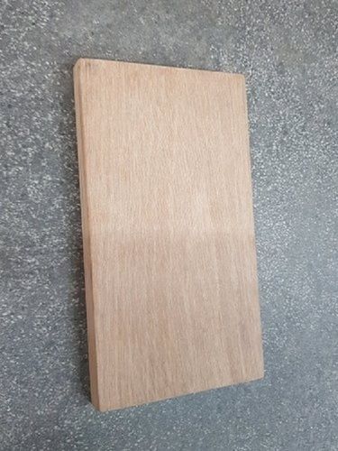 Eucalyptus Commercial Brown Plywood With 4 Ply Boards With Weather Resistance Density: 500-650 Kilogram Per Cubic Meter (Kg/M3)