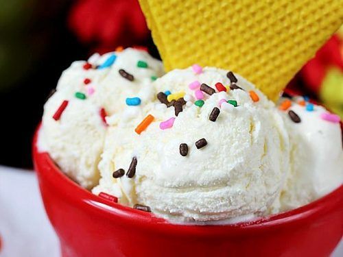 Hygienically Processed Delicious Taste Natural & Fresh Vanilla Ice Cream