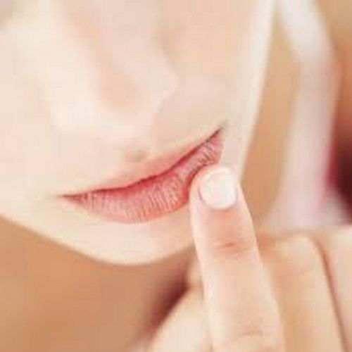 Safe to Use and Skin Friendly Lip Moisturizers For Women for All Skin