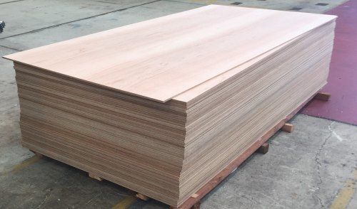 Teak Wood Commercial Plywood With 4 Ply Boards And Termite Resistance Core Material: Poplar