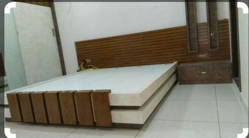 2 Feet Head Panel Wood 6X6 Feet Double Bed Indoor Furniture