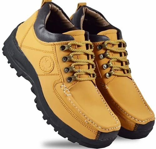 Non Toxic Mans Casual Shoes And Yellow Colour Fashion Sneakers With Low Heel