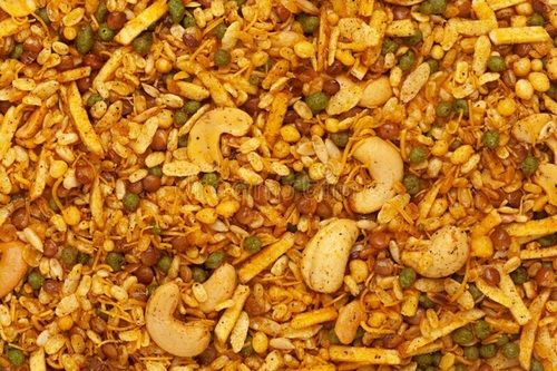 A Grade 100% Pure Salty and Spicy Taste Cashew Mix Besan Namkeen