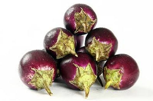 Round Shaped Fresh Organic Brinjal Enriched With Carbohydrates And Magnesium