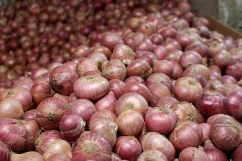 Full Mature Fresh Pink Onion, No Artificial Flavour