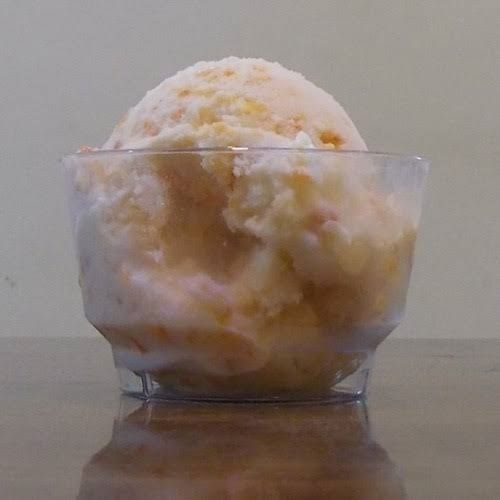  White And Yellow Color Rich Cream And Delicious Carrot Ice Cream, 10 Gm Age Group: Old-Aged