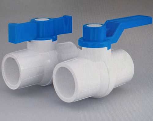 Plastic Casting Approved Blue And White Colour Water Fitting Upvc Valve, 1/2 To 2 Inch