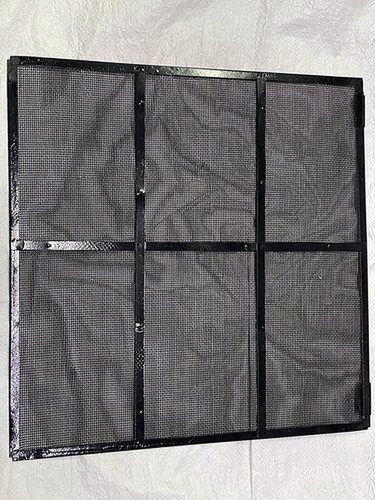 ग्रे 380/333/480 रेडिएटर मेश आयशर माइल्ड स्टील मटेरियल और पेंट कोटेड के साथ