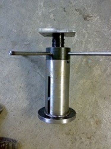 Lightweighted Corrosion-Resistant Silver Color Screw Jack Application: Industrial