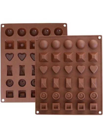 https://tiimg.tistatic.com/fp/1/007/493/heart-shapes-silicone-chocolate-molds-255.jpg