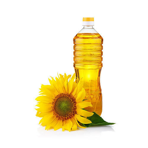 Fresh Liquid Sun Flower Oil In Light Yellow Colour for Cooking