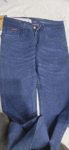 गर्मियों और सर्दियों में पहनने में आरामदायक वॉशेबल ट्रैवल रिलैक्स्ड ब्लू मेन्स जींस फ़ैब्रिक का वज़न: 400 ग्राम (G)