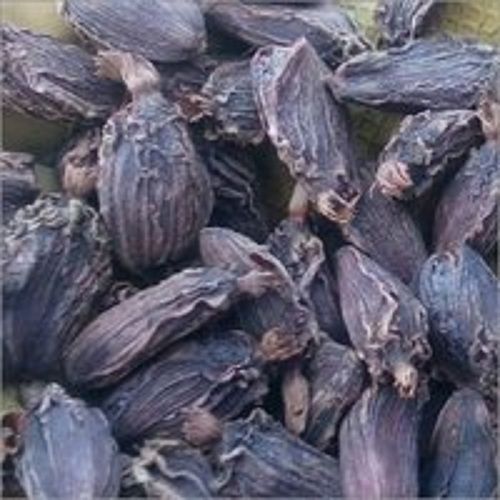 100% Organic Aromatic Whole Dry Black Cardamom For Spice And Flavor