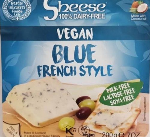 Rich In Aroma Creamy And Tasty 100 % Dairy Vegan Blue French Style Cheese