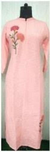 Skin Friendliness Pink 34Th Sleeves Designer Casual Wear Style Printed Ladies Kurti Decoration Material: Cloths