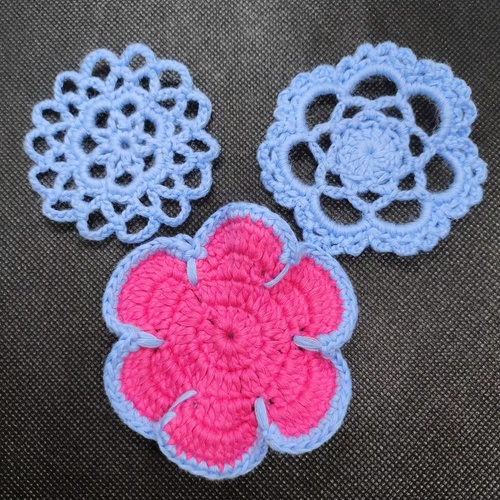 बैग और ड्रेस के लिए रंगीन फैंसी कॉटन ऐप्लिक