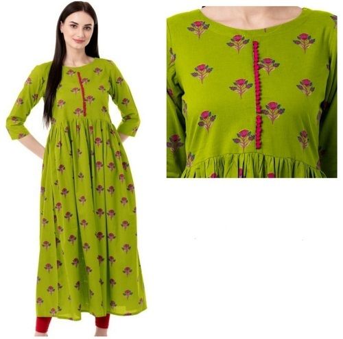 Ladies Casual Wear 3/4Th Sleeves Round-Neck Green Printed Cotton Kurti Bust Size: 38 Inch (In)