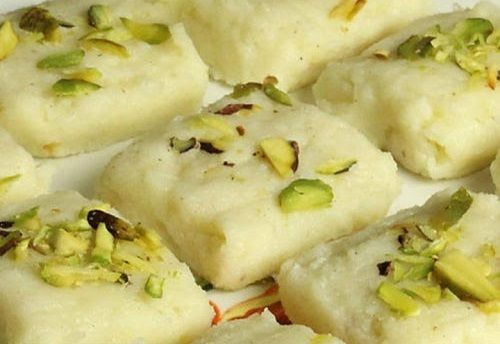 100% Natural Healthy Tasty And Delicious Pure Desi Ghee Yellow Color Pista Barfi, And Maintain A Healthy Heart