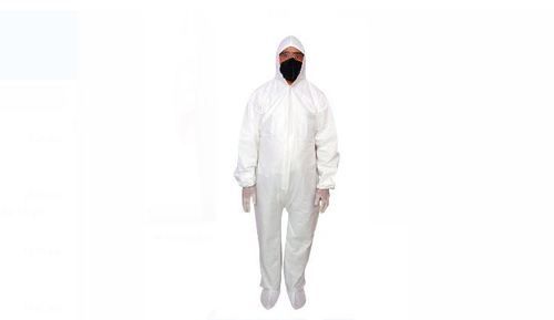 Polypropylene Non Woven White Color PPE Kit With Sterilized Gloves For Medical Use