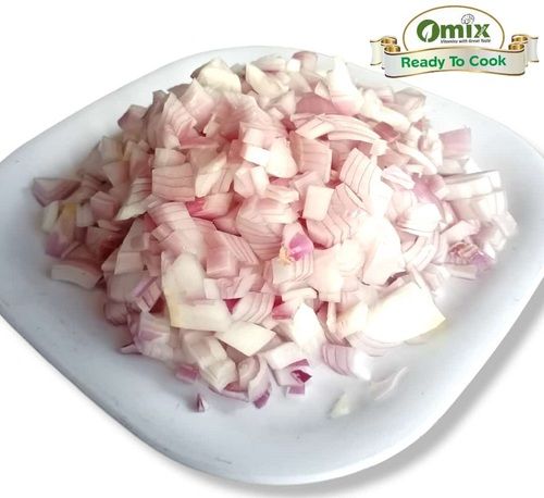 High In Vitamin C Organic Onion Chopped For Prepared Quickly And Conveniently Shelf Life: 1 Week