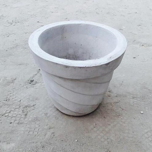 Grey Rcc Cement Pots For Outdoor Planting With Round Shape And Eco Friendly