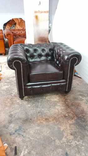 Durable Fine Finish And Plain Pattern Chesterfield Single Leather Sofa