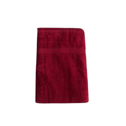 Plain Cotton Maroon Terry Bath Towel With High Water Absorbent Ratio