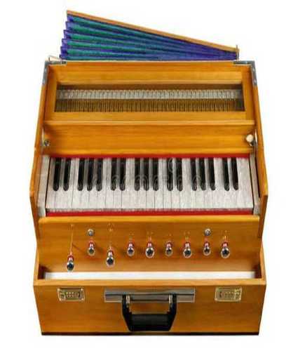 Portable Wooden Harmonium For Musical Concerts And Shows By Monoj Kumar Sardar And Bros