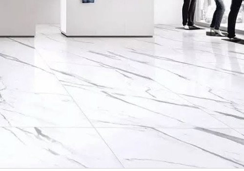 सिरेमिक प्लेन व्हाइट विट्रिफाइड फ्लोर टाइल्स (आकर्षक लुक और फाइन फिनिश)