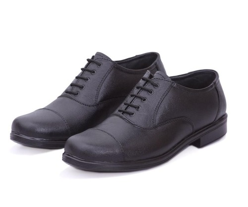 Metro Mens Black Formal Shoes: Buy Metro Mens Black Formal Shoes Online at  Best Price in India | NykaaMan