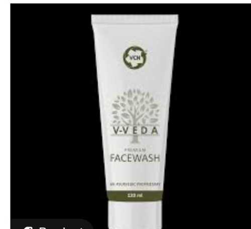 Ayurvedic Liquid Form Face Wash Gives Deep Pore Cleansing