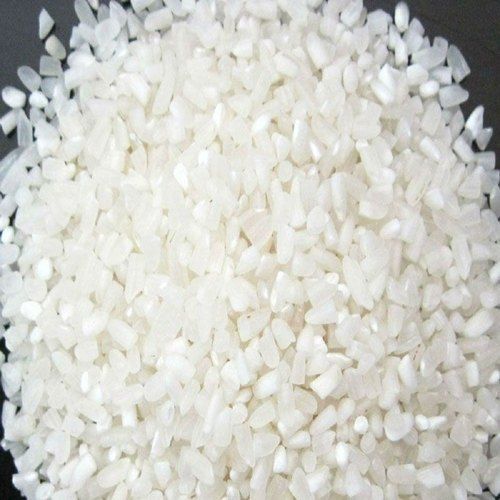White Colour Raw Broken Rice With 1 Year Shelf Life And Rich In Fiber, Protein
