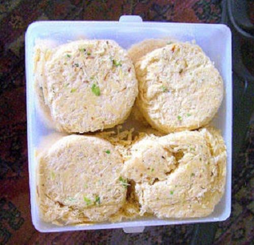 Cream Colour Round Shape Tasty Fresh Soan Papdi With Hygienically Processed And 1 Days Shelf Life Grade: A