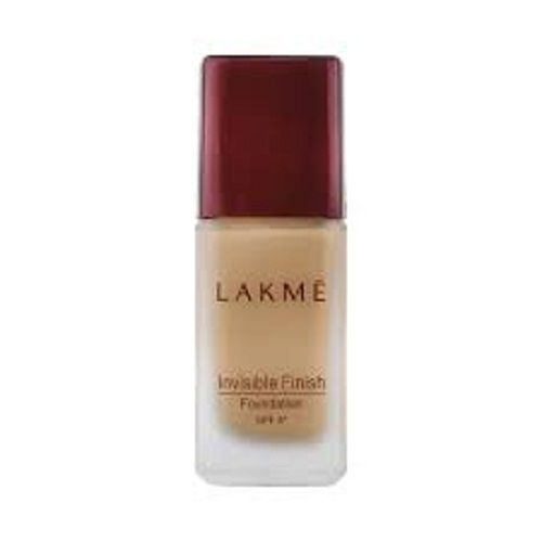 Skin Friendly Natural Glow Invisible Finish Stunning Gleam Beauty Lakme Foundation  Color Code: Golden