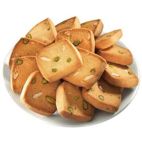 Sweet Taste And Crunchy Square Shaped Nuts, Almond Filled Bakery Biscuits