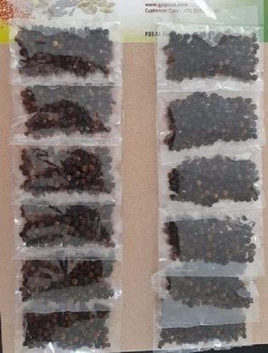 100% Organic Dried Black Pepper, Can Help With Bone Health, Packaging Size 100g