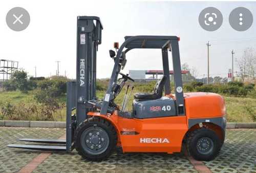 Orange Color Mild Steel Electric Forklift Trucks, Load Capacity 3500 Kg Power Source: Diesel Engine