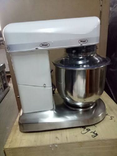 Plastic And Ss Body Electric Type Heavy Duty White Color Mixer Blender 500 Watt Blender Capacity: 1.5 L