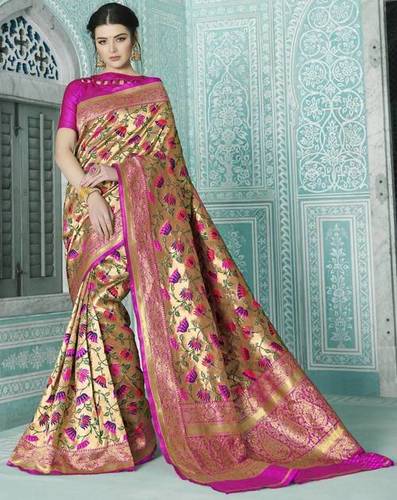 Party Wear Shinning Design Banarasi Saree With Unstitched Blouse Piece Grade: Chemical Grade