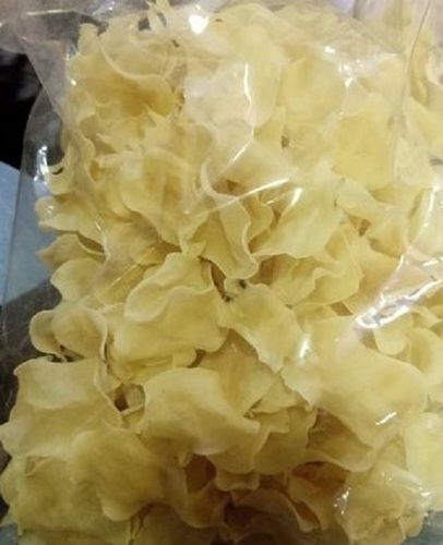 100% Vegetarian Tasty And Salty Raw Potato Chips Salted Wafer Processing Type: Fried